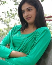 Mallu Actress Hari Priya Pictures 03