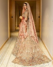 Punjabi Beauty Sonam Bajwa In a Golden Bridal Gown at Bombay Times Fashion Week Photos 04