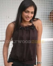 Sexy Actress Hari Priya Stills 12