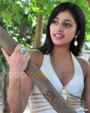 Sexy Actress Hari Priya Stills 24