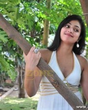 Sexy Actress Hari Priya Stills 25