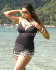 Sexy Namitha Stills 04