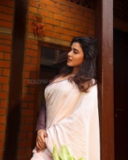 Stunning Ketika Sharma in a White Saree with Full Sleeve Blouse Photos 03