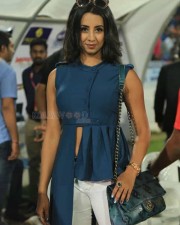 Kannada Actress Sanjjanaa Photos 33