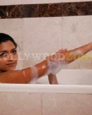 Mamta Mohandas Sexy Stills 95