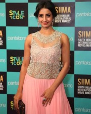 Sanjjanaa Galrani At Siima 2019 Awards 02