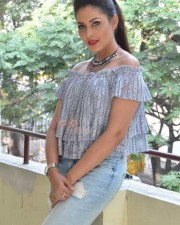 Sexy Actress Madhu Shalini Stills 26