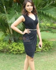 Sexy Madhu Shalini Photos 24