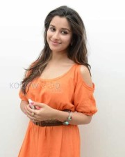 Telugu Actress Madhurima Photoshoot Pictures 08