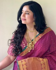 Aranmanai 2 Actress Poonam Bajwa in Traditional Silk Saree Photos 03