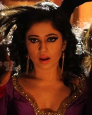 Aranmanai 2 Heroine Poonam Bajwa Sexy Photos 40