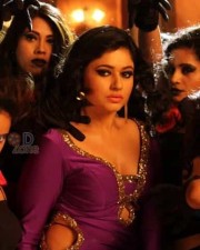 Aranmanai 2 Heroine Poonam Bajwa Sexy Photos 56