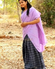 Manthrikan Heroine Poonam Bajwa Cute Stills 13