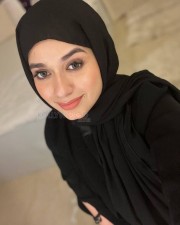 Actress Jannat Zubair Rahmani in Hijab Photos 01