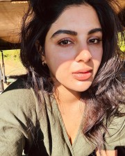 Actress Samyuktha Menon Wildlife Safari Selfie Photos 01