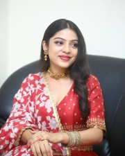 Actress Varsha Bollamma at Swathi Muthyam Movie Pre Release Event Photos 13