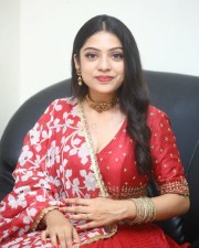 Actress Varsha Bollamma at Swathi Muthyam Movie Pre Release Event Photos 15