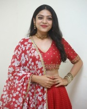 Actress Varsha Bollamma at Swathi Muthyam Movie Pre Release Event Photos 20