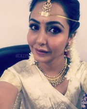 Bigg Boss Telugu 2 Contestant Nandini Rai Photos 25