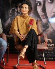 Seerat Kapoor At Raju Gari Gadhi 2 Press Meet Photos 04