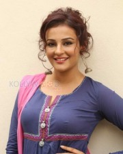 Seerat Kapoor Photos 03