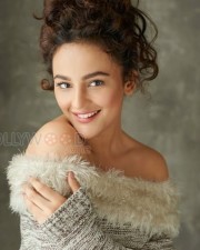 Seerat Kapoor Rare Unseen Photoshoot Pictures 07