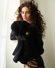 Seerat Kapoor Rare Unseen Photoshoot Pictures 08