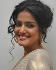 Tamil Actress Vishakha Singh Pictures 06