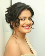 Tamil Actress Vishakha Singh Pictures 13