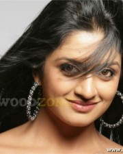 Vimala Raman Sexy Pictures 08