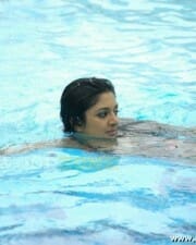 Vimala Raman Sexy Swimsuit Pictures 16