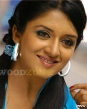 Vimala Raman Spicy Hot Pics 003