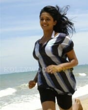 Vimala Raman Spicy Hot Pics 083