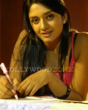 Vimala Raman Spicy Hot Pics 097