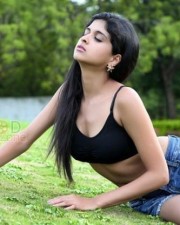 Actress Naveena Mrudhula Basker Spicy Hot Photos 12