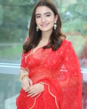 Actress Rukshar Dhillon at Ashoka Vanamlo Arjuna Kalyanam Movie Trailer Launch Pictures 11