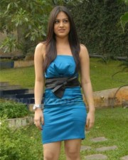 Aksha Stills 40