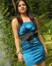 Aksha Stills 79