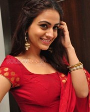 Beautiful Actress Aksha Pictures 16