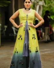 Cute Actress Rashmi Gautam Latest Photos 11