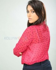 Dhowlath Heroine Rashmi Gautam Pictures 06