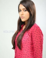 Dhowlath Heroine Rashmi Gautam Pictures 08