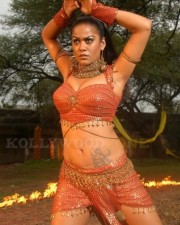 Hot Sexy Mumaith Khan Glamour Stills 22