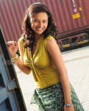 Isha Chawla Hot New Pictures 13