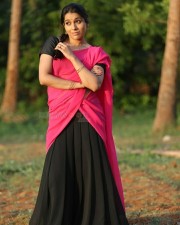 Actress Rashmi Gautam in Guntur Talkies Movie Photos