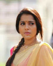 Actress Rashmi Gautam in Guntur Talkies Movie Photos