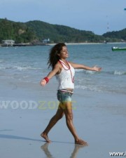 Piaa Bajpai In Goa Movie Stills 02