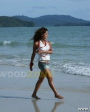 Piaa Bajpai In Goa Movie Stills 04