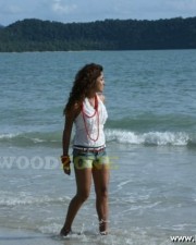 Piaa Bajpai In Goa Movie Stills 07