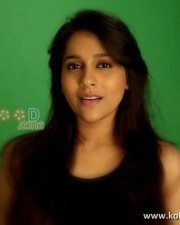 Rashmi Gautam Sexy Photos 18